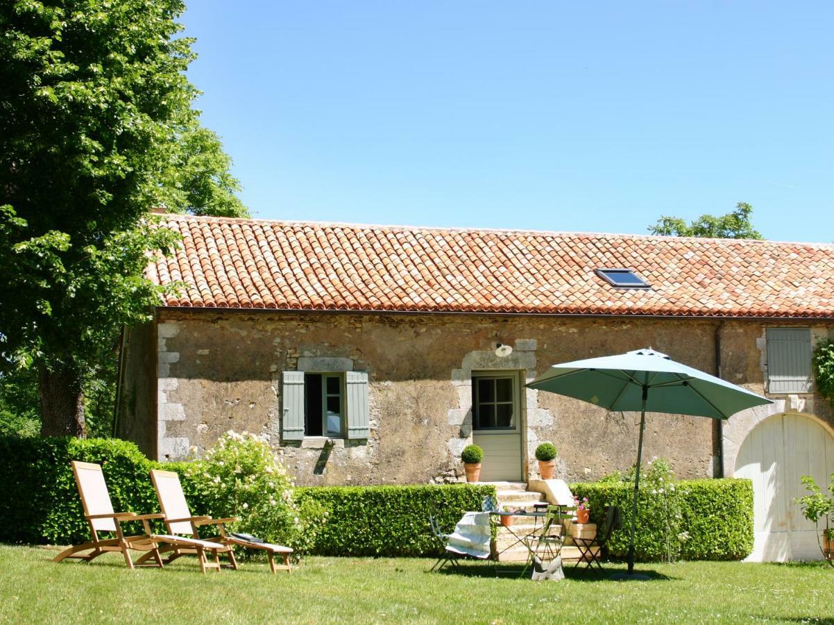 La Chartreuse Du Maine Villa Cubjac Exterior photo